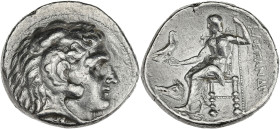 Macédoine, au nom d'Alexandre III le Grand - Tetradrachme (atelier incertain : Syrie ou Phénicie) frappe posthume
R/ Tête de sanglier dans le champ à ...