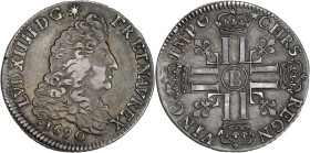 Louis XIV - 1/4 écu aux 8L 1er type 1690 B (Rouen)
Flan réformé.

Argent - 6,41 grs - 28 mm
G.150 (R1)
TTB/TTB+

Assez rare et bel exemplaire.