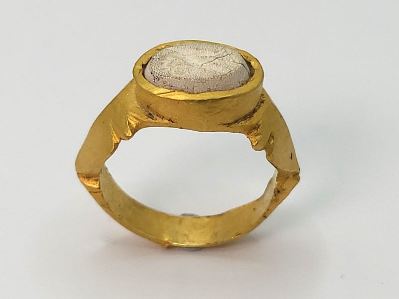 Roman Gold Ring with Eagle Gemstone 2nd-3rd Century AD
A limestone cabochon wit...