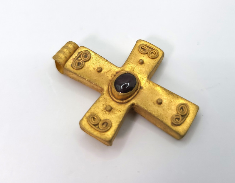 Late Roman Gold Cross 6th-8th Century AD
A gold cross pendant comprising four a...