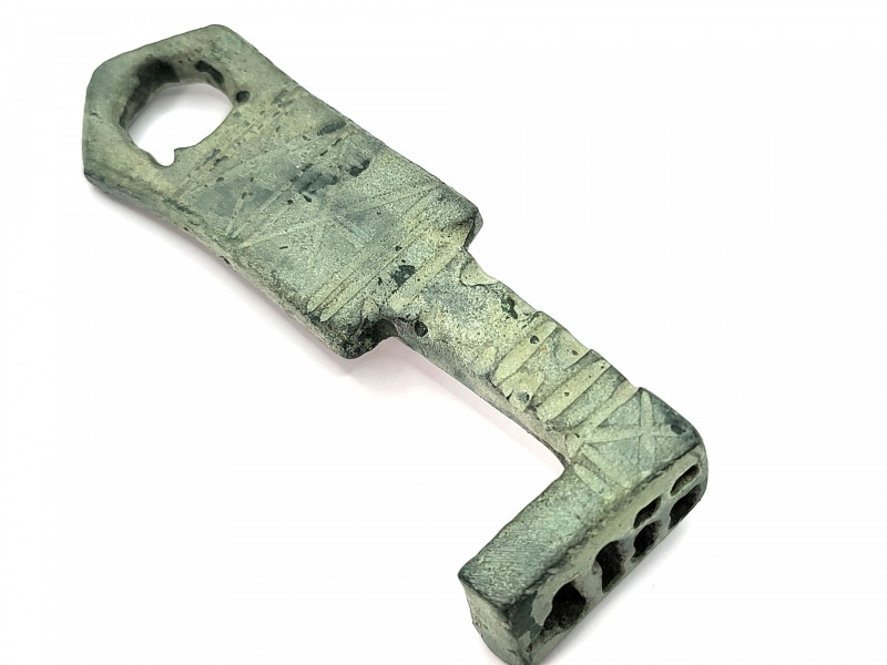 Large Roman Latch Key 3rd- 4t  Century AD
A large bronze key with decorated bod...