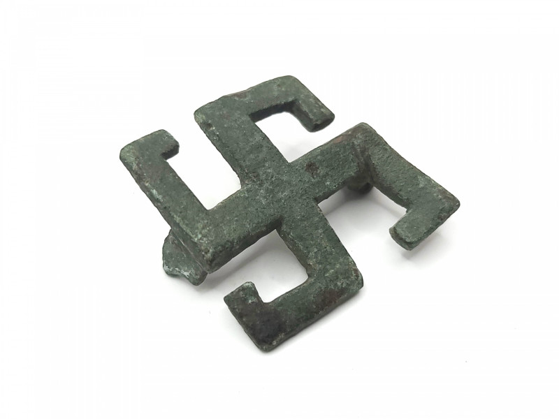 Romano-Celtic Bronze Swastika Brooch 2nd, 4th Century AD
A bronze plate brooch ...