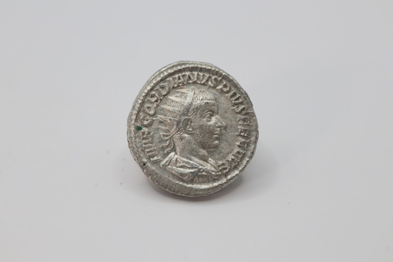 Gordian III AR Antoninianus. Rome, AD 238-239.
Gordian III AR Antoninianus. Rom...