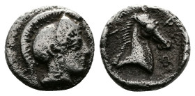 Thessaly, Pharsalos. Mid-late 5th century BC. AR Obol (10 mm, 0,96 g.). Head of Athena to right, wearing crested Attic helmet. Rev. Φ-A-P Head of a ho...