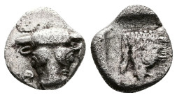 Phokian League, Phokis. Federal coinage. Circa 485 - 480 BC. AR Obol (10,4mm, 0,90 g.) Frontal bull’s head [Φ]- O, the letters more spaced out. Rev. F...