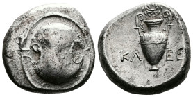 Boeotia, Thebes. Circa 379-368 BC. AR Stater (21,6mm, 12.2 g.). Boeotian shield. Rev. Volute krater, wreath above, magistrate's name ΚΛ-ΕΕ[Σ] across f...