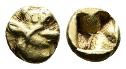 Ionia, Phocaea. ca. 625-600 BC. 1/48 Stater- Electrum (5,5mm, 0.33 g.) Head of griffin to right. Rev. Incuse square punch. Bodenstedt 1. Traité I, 175...