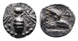 Ionia, Ephesos. Circa 510-500 BC. AR Tetartemorion (7mm, 0.21 g.). [E]-Φ Bee. Rev. EΦ Head of eagle to right; all within incuse square. Karwiese Serie...