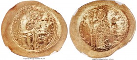 Constantine X Ducas (AD 1059-1067). AV histamenon nomisma (28mm, 4.43 gm, 7h). NGC Choice MS 4/5 - 5/5. Constantinople. +IhS IXS RЄX-RЄΣNANTInm, Chris...
