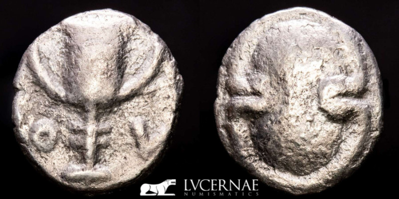 Ancient Greek - Thebes, Boeotia, silver obol. ca. 395-340 BC. (0.71 g. 9 mm.)

B...