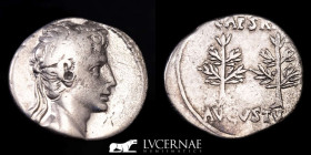 Augustus (27 B.C. - 14 A.D.) Silver denarius (3,50 g. 19 mm.) Rome. GVF