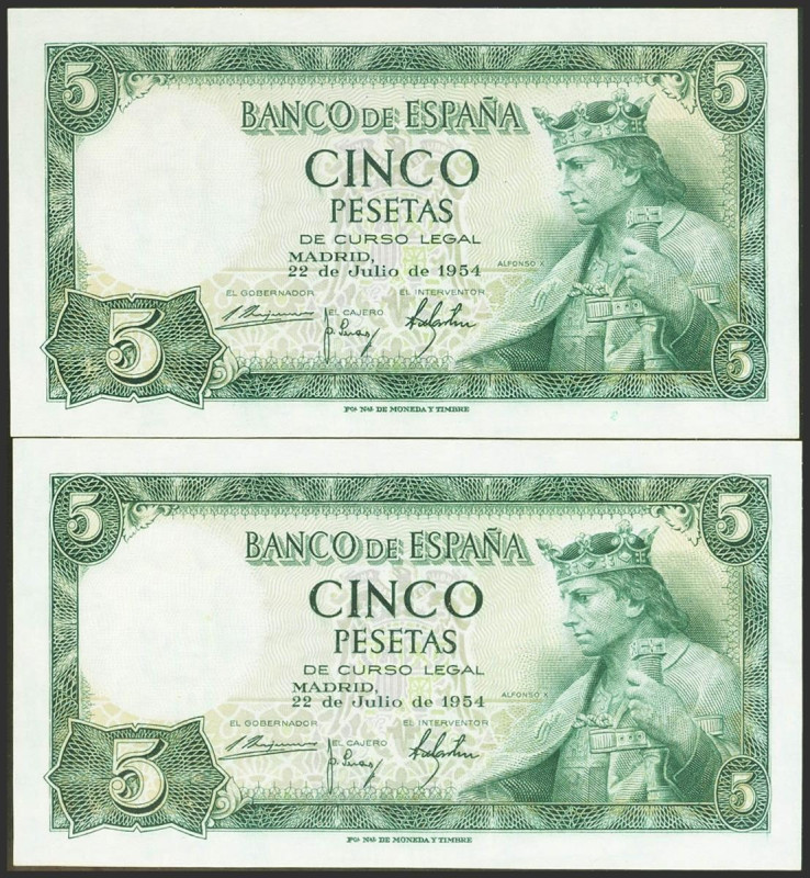 5 Pesetas. 22 de Julio de 1954. Pareja correlativa. Serie B. (Edifil 2023: 466)....