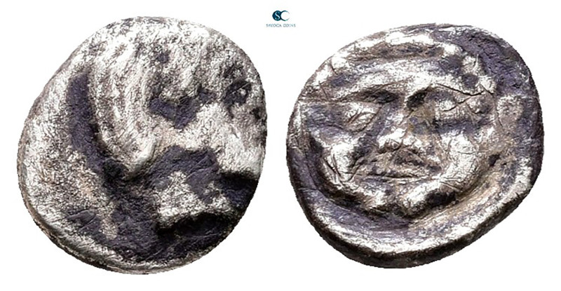 Samaria. Levantine Region circa 400-300 BC. 
Obol AR

9 mm, 0,59 g



Fin...