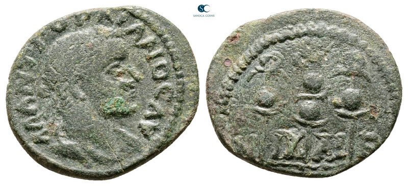 Bithynia. Nikaia. Gordian III AD 238-244. 
Bronze Æ

19 mm, 2,62 g



Fin...