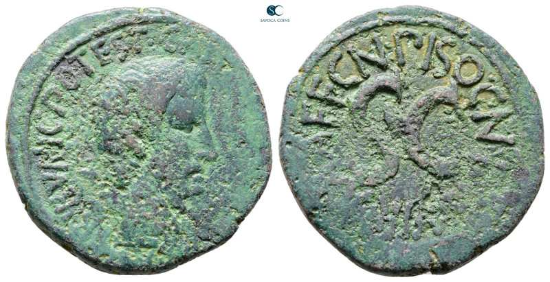 Augustus 27 BC-AD 14. Rome
As Æ

27 mm, 9,72 g



Good Fine