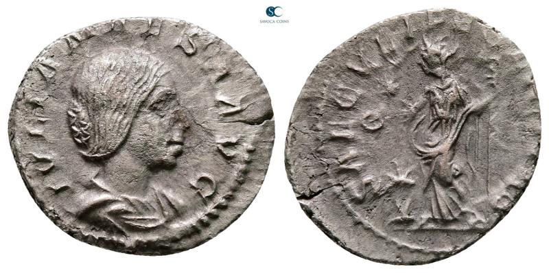 Julia Maesa. Augusta AD 218-224. Rome
Denarius AR

19 mm, 2,28 g



Very ...