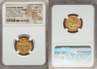 Heraclius (AD 610-641), with Heraclius Constantine and Heraclonas. AV solidus (19mm, 4.49 gm, 6h). NGC MS 5/5 - 4/5. Constantinople, 1st officina, dat...