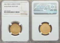 Republic gold Kaal Pond With Rim ND (1900) NGC, Hern-Z56. An interesting issue, referred to as "Kaal," meaning "naked" in Afrikaans and put in circula...
