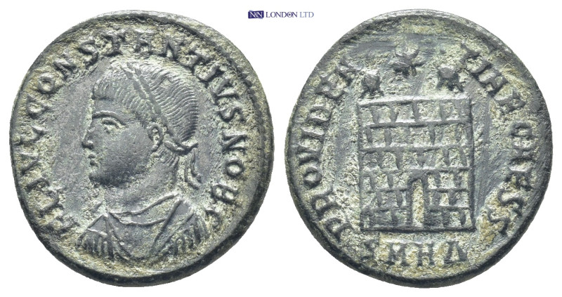 Constantius II (Caesar, 324-337). Heraclea. AE Follis (3 Gr. 18mm.) 
Laureate, d...