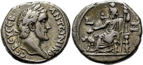 NORDAFRIKA. ALEXANDRIA. Antoninus Pius, 138 - 161 n. Chr. Billon-Tetradrachme ø 26mm (13.05g). 143 - 144 n. Chr. Vs.: ΑΝΤΩΝΙΝΟΣ ΣΕΒ ΕΥΣΕΒ, Kopf mit Lo...