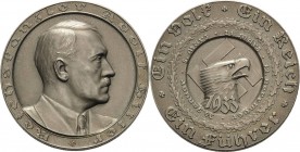Drittes Reich
Silbermedaille 1933 (F. Beyer) Auf die politischen Ereignisse des Jahres. Brustbild Hitlers nach rechts / Adlerkopf vor Hakenkreuz im E...