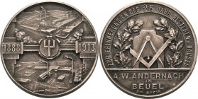 Firmen
A.W. Andernach GmbH & Co. KG, Bonn Silbermedaille 1913 (Kissing, Menden) 25-jähriges Bestehen des Hauses A.W. Andernach in Beuel am Rhein. Ans...