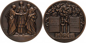 Geschenkmedaillen - Liebe und Ehe
 Bronzemedaille o.J. (1905) (Heinrich Wadere) "Jüdische Hochzeit". Priester traut ein sich gegenüberstehendes Paar ...