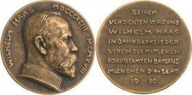 Medailleur Schwegerle, Hans 1882 - 1950
 Bronzegußmedaille 1918. 100 Jahre Verfassung in Bayern. Zwei Brustbilder / Quader. Dazu Bronzegußmedaille 19...