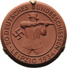 Schützenmedaillen - Bundesschießen
XX. Deutsches Bundesschießen 1934 - Leipzig Einseitige braune Porzellanmedaille 1934 (Meißen) Schütze nach rechts,...