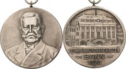 Schützenmedaillen - Deutschland
Bonn Silbermedaille 1928. 30. Rheinisches Bundesschiessen. Brustbild Hindenburg von vorn / Gebäudeansicht. Punze: 990...