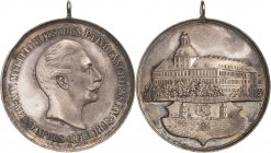 Schützenmedaillen - Deutschland
Weißenfels Silbermedaille 1892 (unsigniert) Das XIV. Mitteldeutsche Bundesschießen. Kopf des Kaisers Wilhelm II. nach...