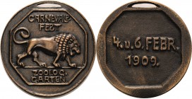 Ohne Signatur Bronzegußmedaille 1909 (unsigniert) Karnevalsfest - Zoologischer Garten. Löwe nach rechts / Datum. 53 mm, 38,85 g. Mit breiter Originalö...