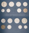 Kursmünzensätze in Stempelglanz
 1 Pfennig bis 5 Mark Brandenburger Tor 1983. Meißen. In Hartplastik Stempelglanz