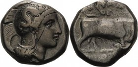Lukanien Thurioi (Thurium)
 Didrachme 4. Jahrhundert v. Chr. Athenakopf nach rechts / Stier mit gesenktem Kopf nach rechts stoßend, darüber Beizeiche...