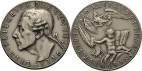 Brandenburg-Preußen
Friedrich II., der Große 1740-1786 Silbermedaille 1912 (K. Goetz) 200. Geburtstag. Kopf nach links / Putto mit Fahne, darüber Adl...