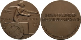 Frankfurt am Main
 Bronzemedaille 1935 (R. Scheibe) 75 Jahre Schleussner AG. Unbekleideter Jüngling auf einer Biga nach rechts / 2 Zeilen Schrift. 60...