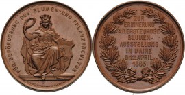 Mainz-Stadt
 Bronzemedaille 1863 (Chr. Schnitzspahn) 1. Große Blumenausstellung in Mainz. Stadtgöttin mit Schild und Lorbeerkranz thront von vorn / 8...