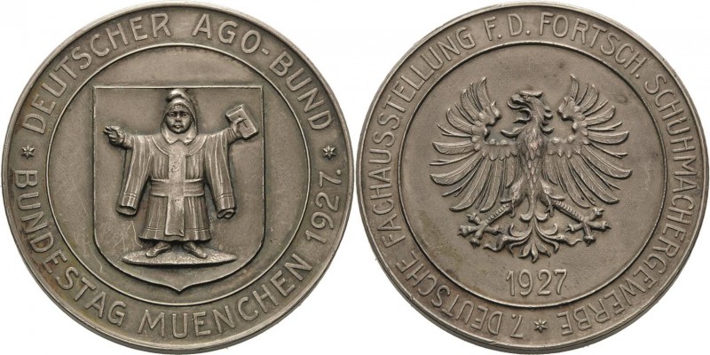 München
 Versilberte Bronzemedaille 1927 (unsigniert) 7. Deutsche Fachausstellu...
