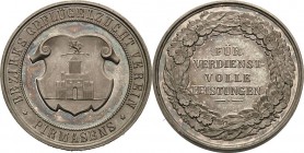 Pirmasens
 Silbermedaille o.J. (unsigniert) Verdienstmedaille des Bezirks-Geflügelzuchtvereins. Stadtwappen / 4 Zeilen Schrift im Eichen-Lorbeerkranz...