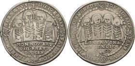 Sachsen-Mittel-Weimar 1603-1640
Johann Ernst und seine 7 Brüder 1605-1619 Taler 1607, WA-Saalfeld Koppe 193 Schnee 341 Davenport 7523 Kl. Randfehler,...