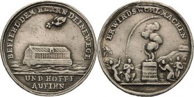 Schlesien-Medaillen
 Silbermedaille o.J. (um 1750) Winter- und Wassernot in Schlesien. Arche Noah / Dankesopfer Noahs. 21,5 mm, 3,09 g Slg. Brettauer...