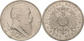 Baden
Friedrich I. 1856-1907 5 Mark 1902 (G) Regierungsjubiläum Jaeger 31 Kl. Kratzer, fast vorzüglich/vorzüglich-Stempelglanz