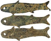 CHINA und Südostasien

China

Chou-Dynastie 1122-255 v. Chr.

3 X Bronze-Fischgeld (sogen. "Yü Pi") ca. 1045/221 v.Chr. Rautenförmiges Schuppenm...