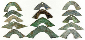 CHINA und Südostasien

China

Chou-Dynastie 1122-255 v. Chr.

Sammlung 14 X Bronze-Klangplattengeld der Chunqiu-Periode ca. 770/476 v.Chr. Sog. ...