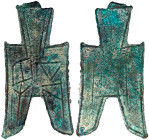 CHINA und Südostasien

China

Chou-Dynastie 1122-255 v. Chr.

Bronze-Spatengeld mit flachem Griff ca. 350/250 v.Chr. "pointed foot". Lie (oder G...