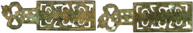 CHINA und Südostasien

China

Chou-Dynastie 1122-255 v. Chr.

Sogenanntes Reibeisen "Lung Niu Hsing" der frühen Chou-Zeit. Bronze, 130 X 43 mm. ...