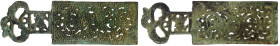 CHINA und Südostasien

China

Chou-Dynastie 1122-255 v. Chr.

Sogenanntes Reibeisen "Lung Niu Hsing" der frühen Chou-Zeit. Bronze, 171 X 55 mm. ...