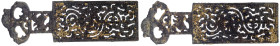CHINA und Südostasien

China

Chou-Dynastie 1122-255 v. Chr.

Sogenanntes Reibeisen "Lung Niu Hsing" der frühen Chou-Zeit. Bronze, 173 X 52 mm. ...