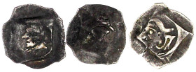 Altdeutsche Münzen und Medaillen

Bayern

Albert III. der Fromme, 1438-1460

3 Var. zum Pfennig o.J. Mönchskopf mit Gugel n.l. im Kreis/Buchstab...