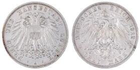 Reichssilbermünzen J. 19-178

Lübeck

3 Mark 1912 A. fast vorzüglich, etwas berieben. Jaeger 82.